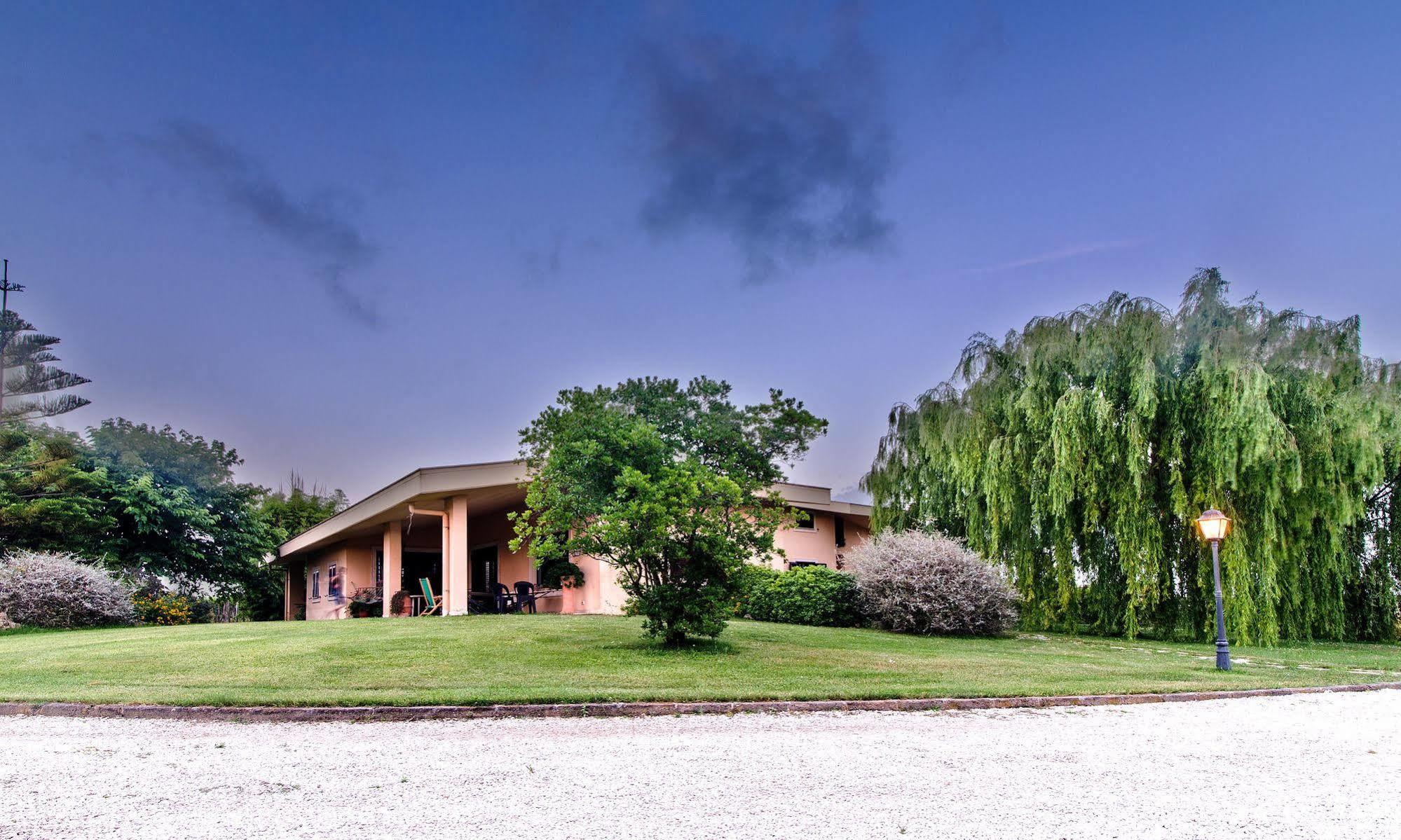 B&B Millennium Ladispoli Exterior foto